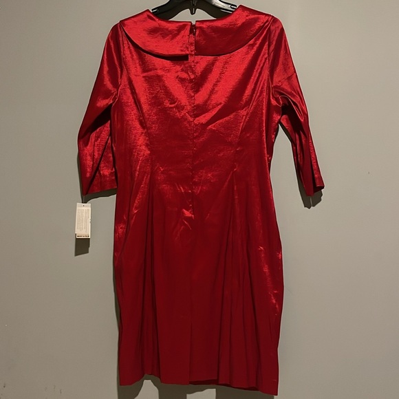 ALEX EVENINGS 
Ruched Sheath Dress - Picture 4 of 9